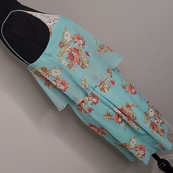 City Triangles sz M sundress - Picture 2 of 8